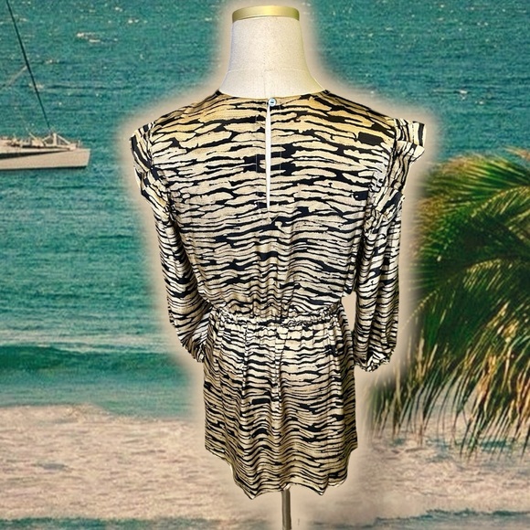 NWT Rails ‘Ora’ Dress in “Canyon Neutral” Size XS - Picture 11 of 16